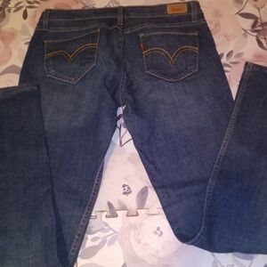 Levi's Women's Dark Blue Skinny Jeans